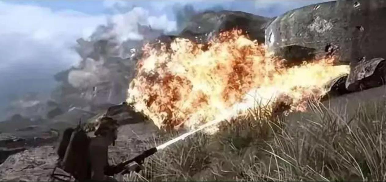 1979年，两名越南女子朝我军投了火箭弹就钻进暗堡，于是连长吼了一嗓子撂倒那俩婆