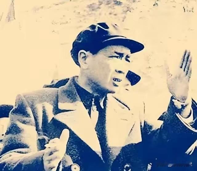 1951年，地主徐裴章被判死刑，行刑时，他已经绝望，谁知地委书记却派人送来一封信