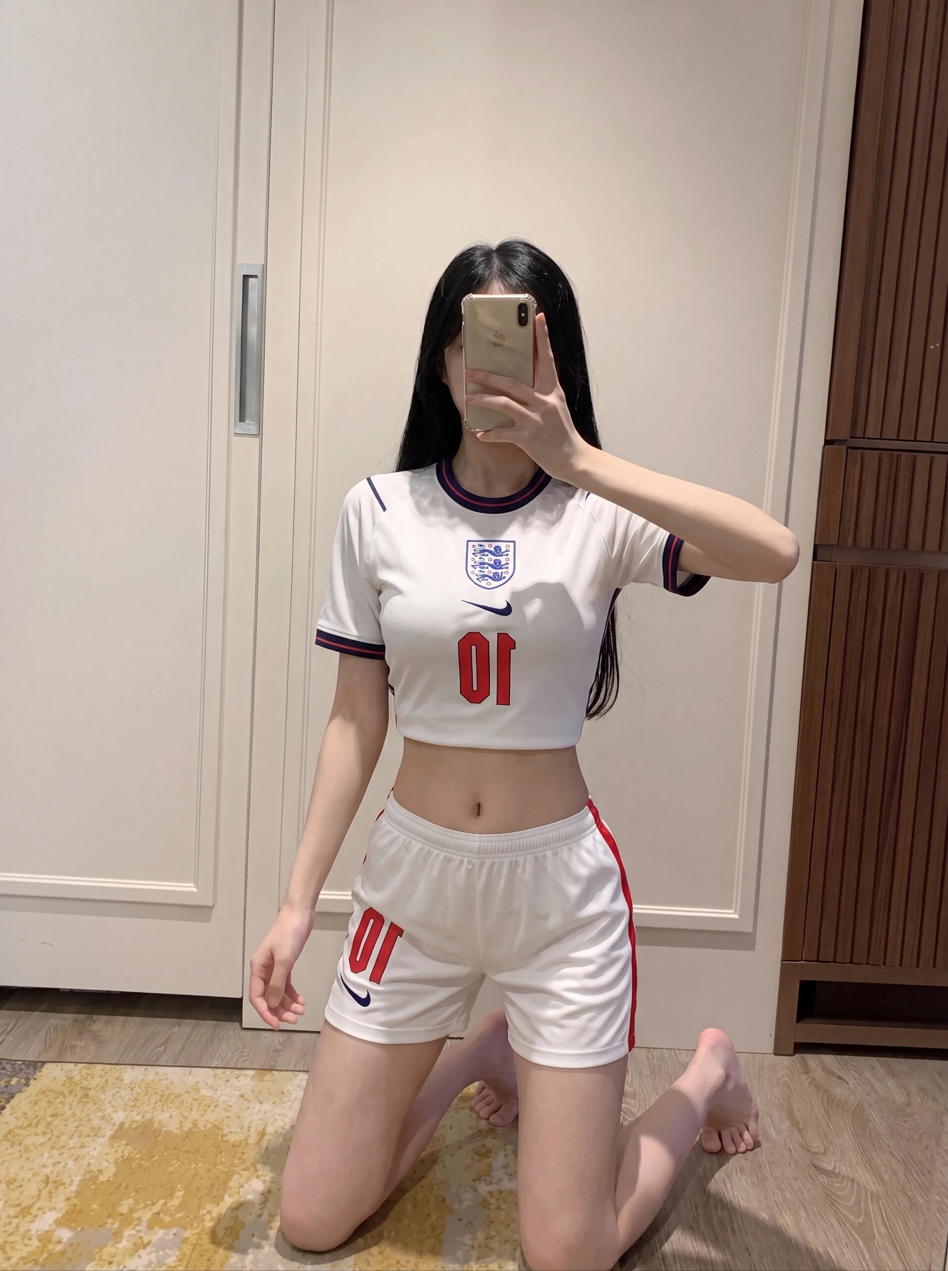 穿足球服的季节到了⚽️