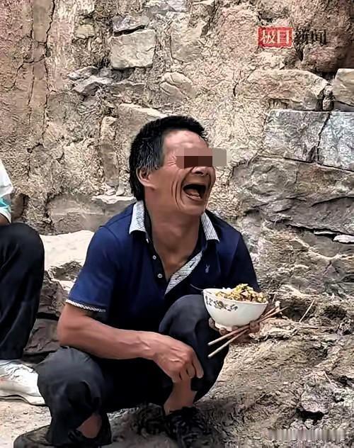 太好哭了！这份“屈辱条约”，藏着大山里最滚烫的人心！山西长治黄崖沟村，残障男