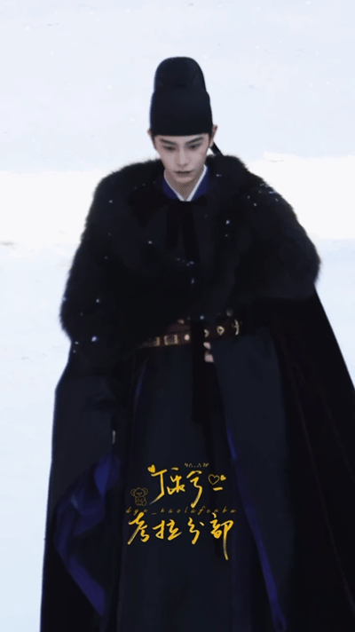 丁禹兮每次古装雪景镜头都很绝，司宫令很会拍。