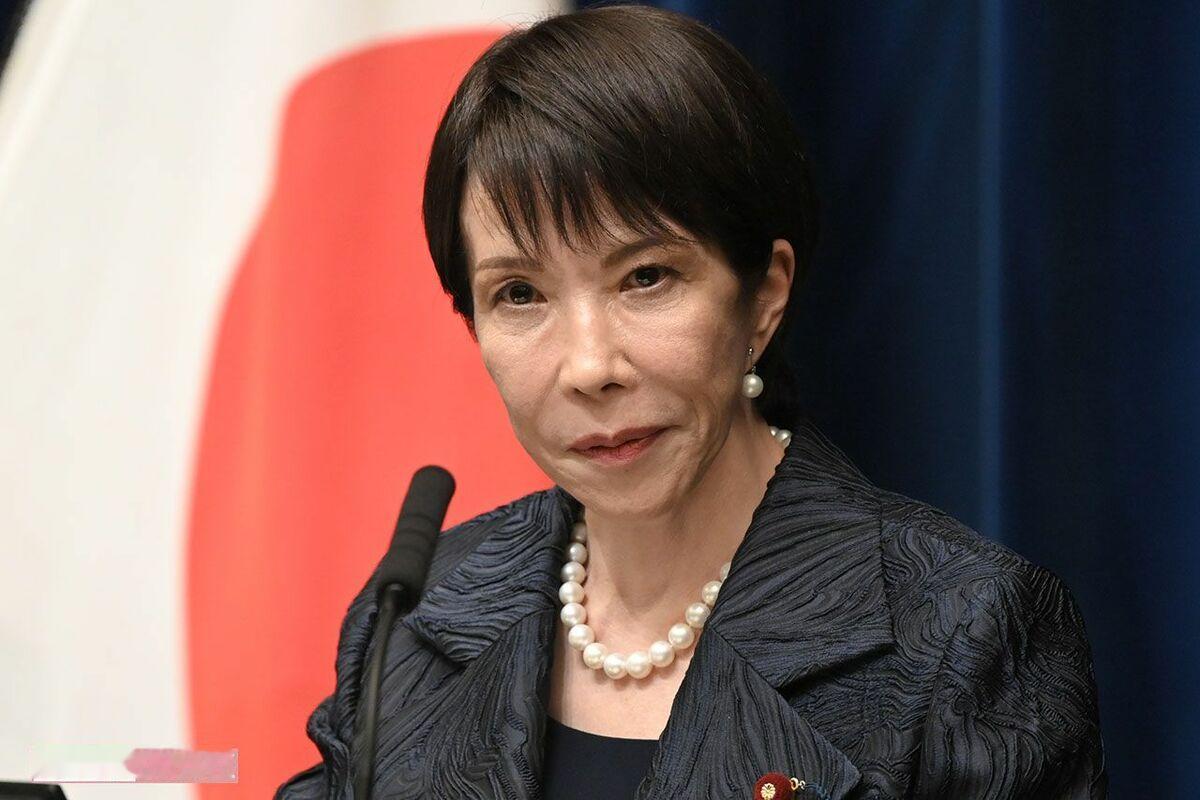 日经发文认输，日元败局已定！ 今年4月29日，日元兑美元一度贬值至约160日