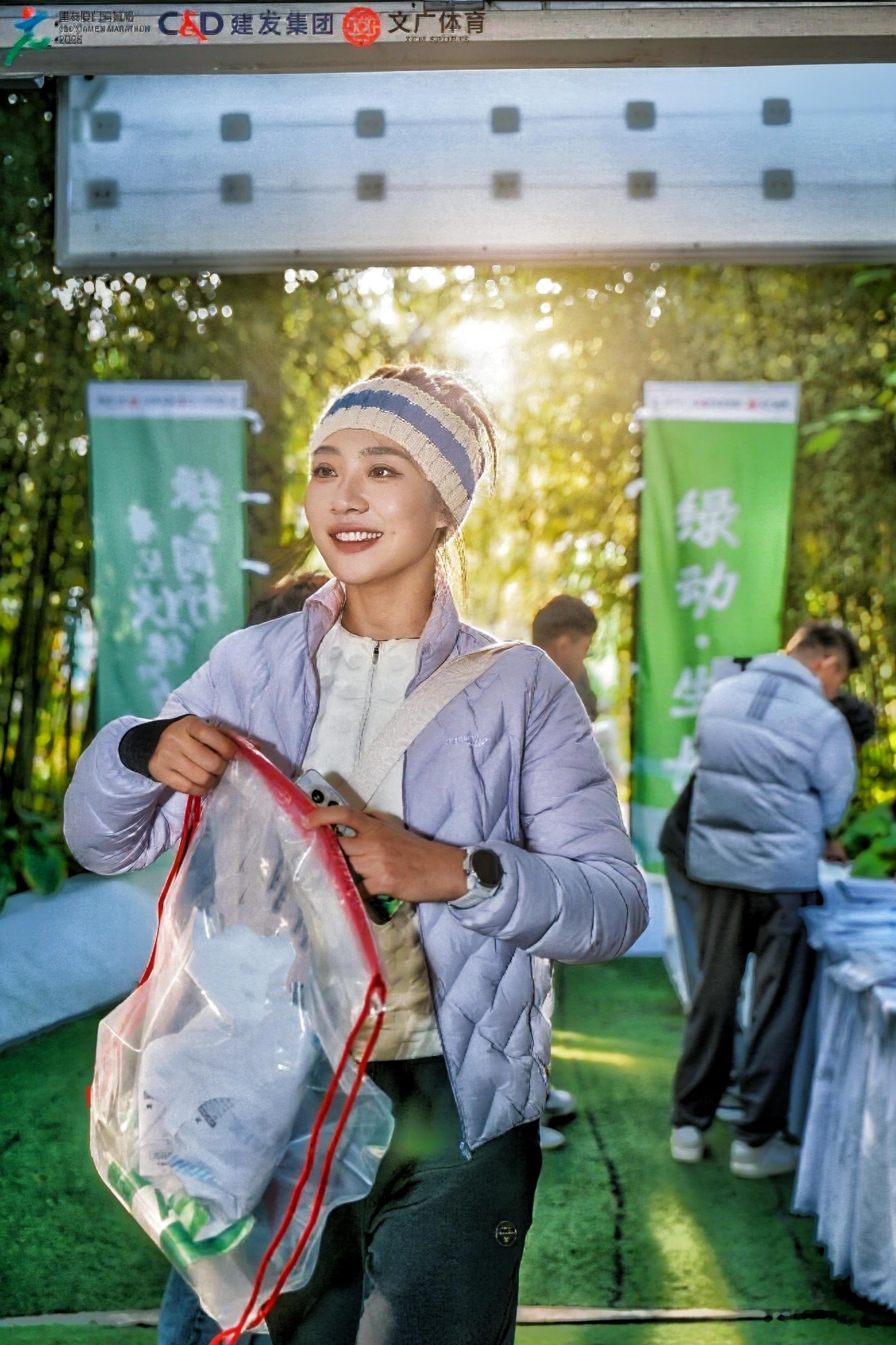 缘分真是奇妙。今年的厦马领物后因高烧不得不退赛,那份遗憾却在北京的深秋被悄然治愈