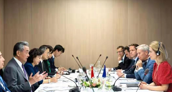 欧盟对王毅外长提出三个要求：不许援俄，立即解禁稀土限制，施压伊朗！欧盟的逻辑