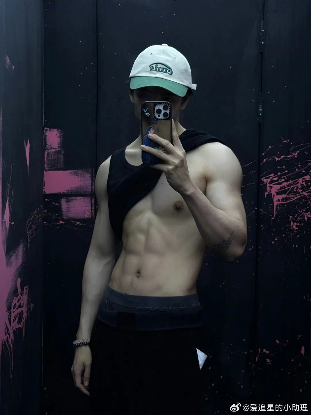 客观来说，曾舜晞这个身材怎么样？