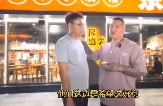 我本来只是抱着吃瓜的心里看待台湾馆长此次大陆行，同时也会觉得他应该不会遇到有人会