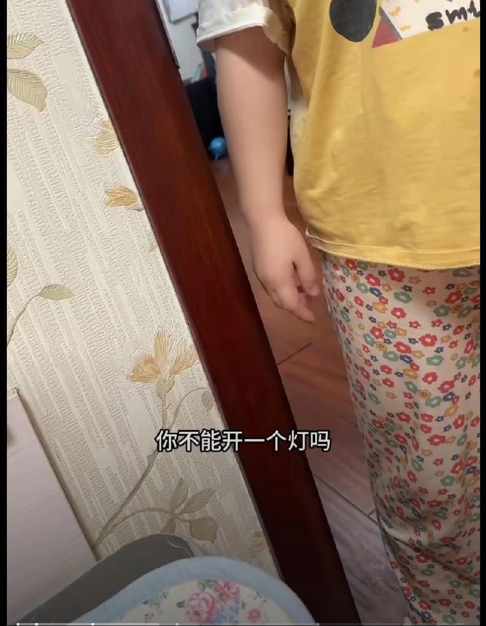 这个女孩太傻，哪有回娘家坐月子的道理？娘家有爸妈哥嫂，这里是哥嫂的家，嫂子伺候她