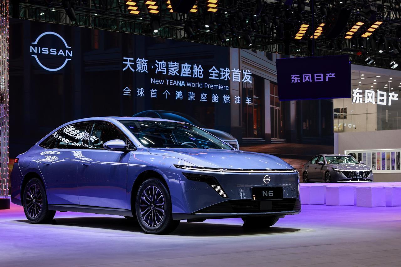 还纠结油车电车？天籁鸿蒙座舱上市，鱼和熊掌这次兼得了到底买电车好还是买油车好？