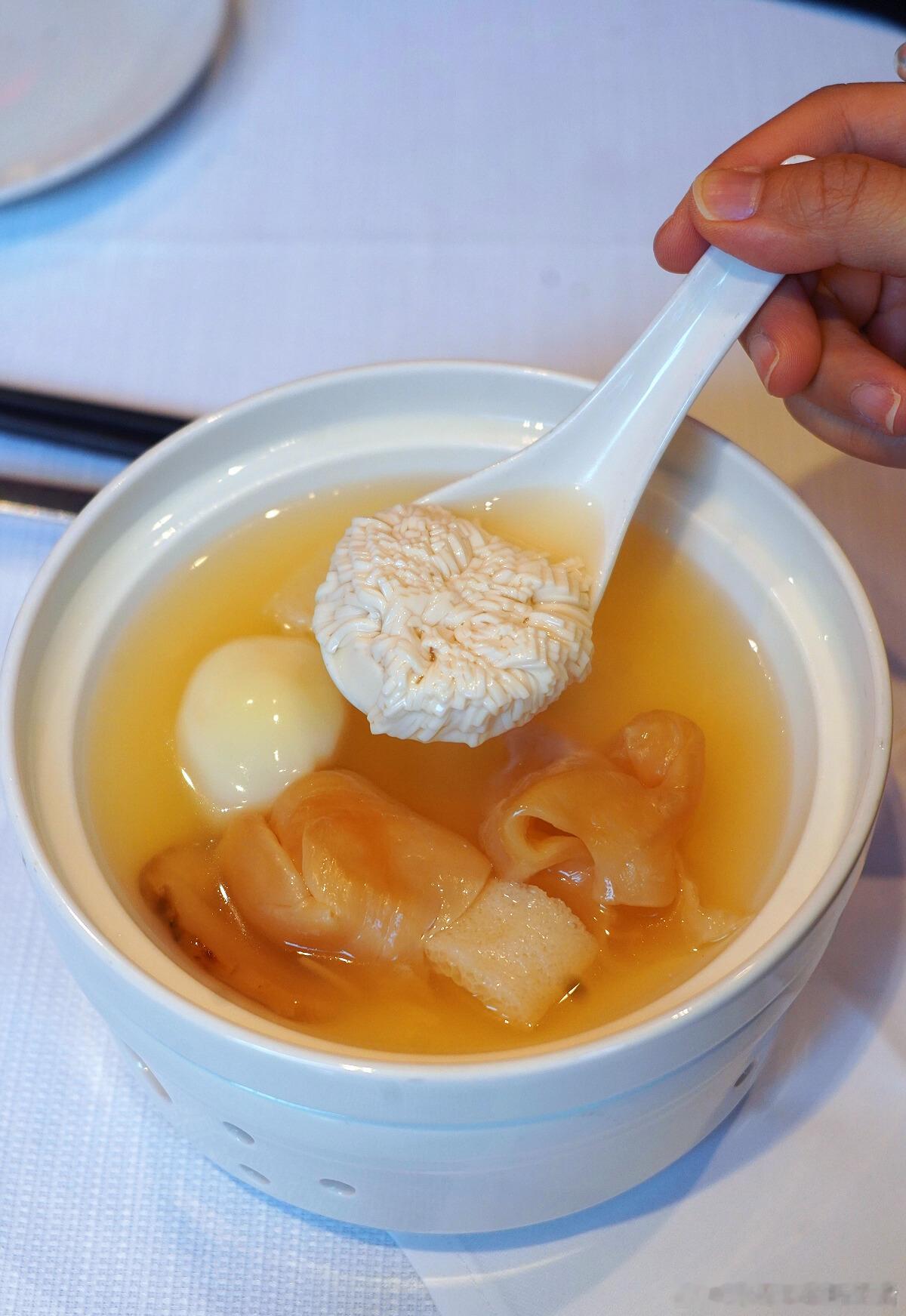 魔都夜景绝美！浦东香格里拉的美食+微醺之夜五一环游记微博旅行ing和朋友约在浦