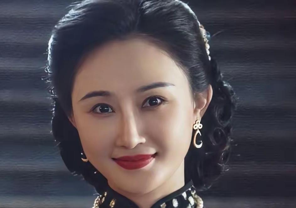 追剧《灼灼韶华》，觉得剧中众多女人中，最漂亮最迷人的是夏元的夫人。