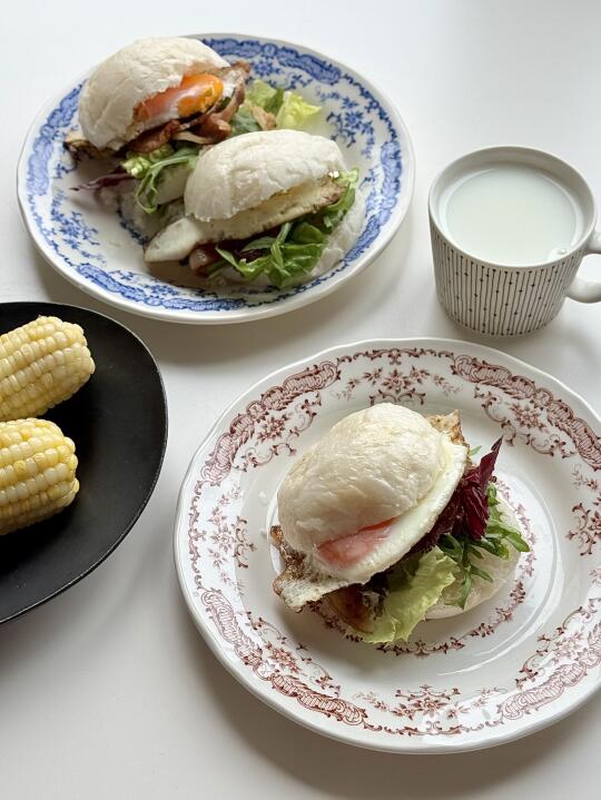 酒酿馒头中式汉堡🍔我抓两个半月睡整觉迹象