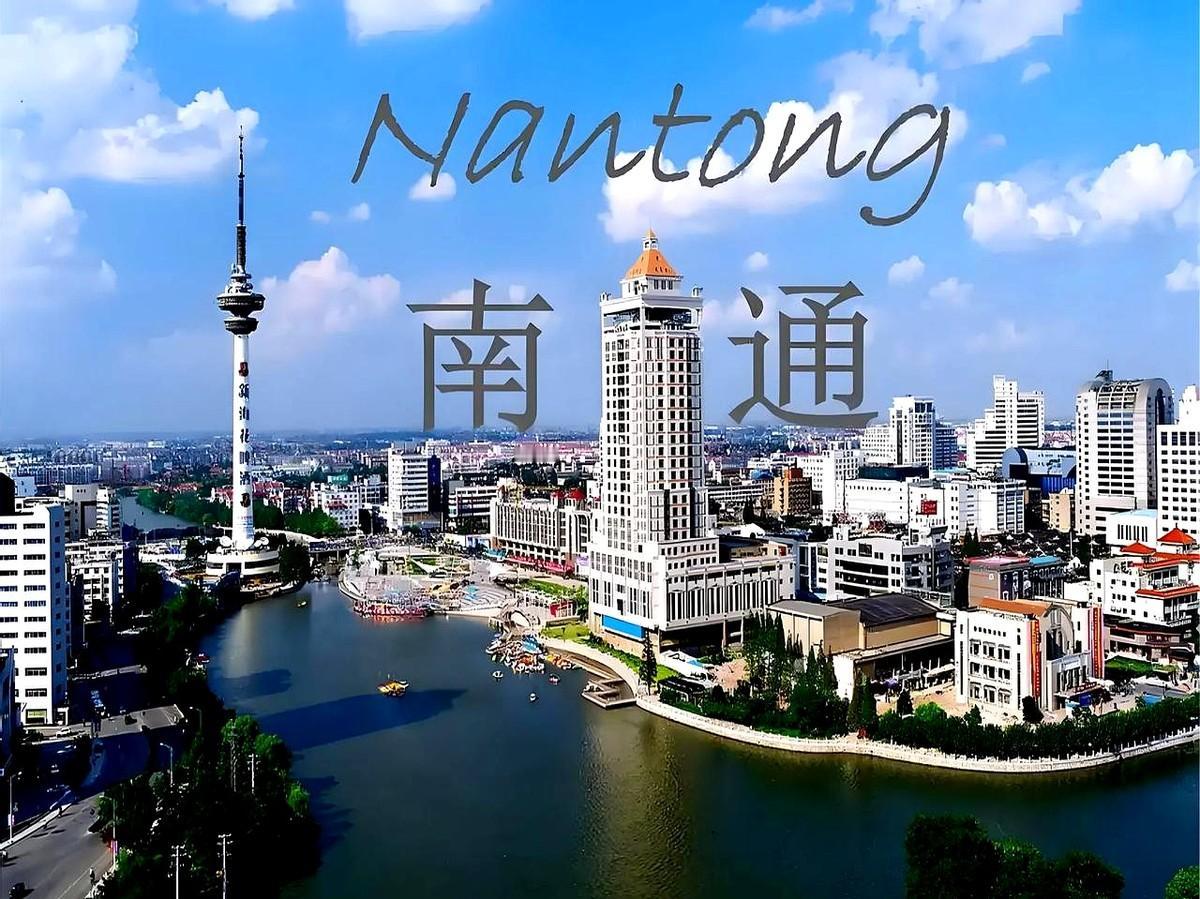 中国8强地级市非省会夜景，排名看谁更胜一筹？说起苏州的夜景绝对是一绝，金鸡湖