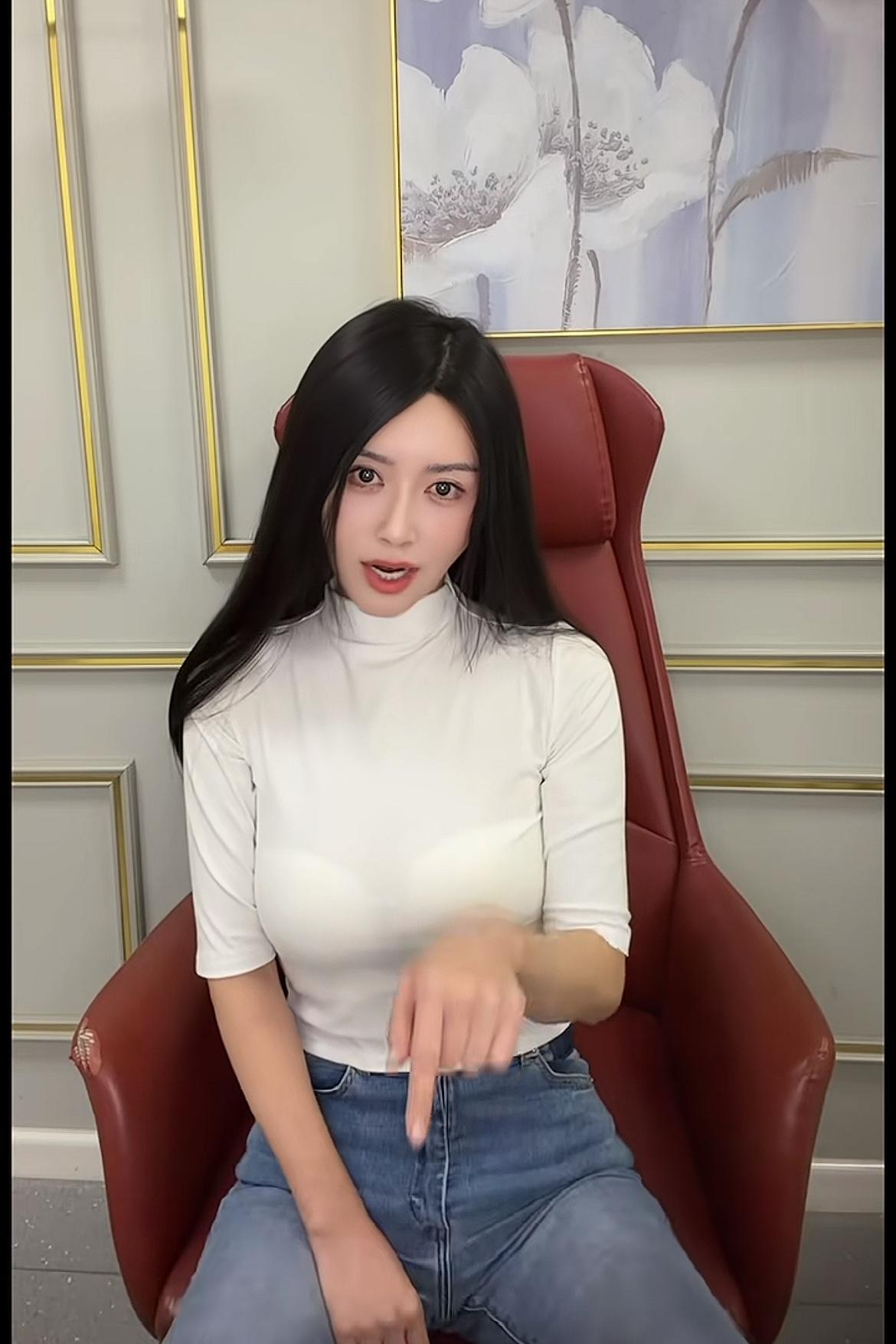 天呐，这就是小星星口口声声说，某律师是正义律师。那天，王某晶说，求你不要起诉