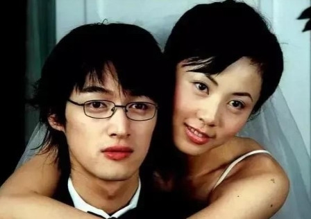 2006年8月29日，黄磊正在北京电影学院准备上课，手机突然响了，是老婆孙莉打来