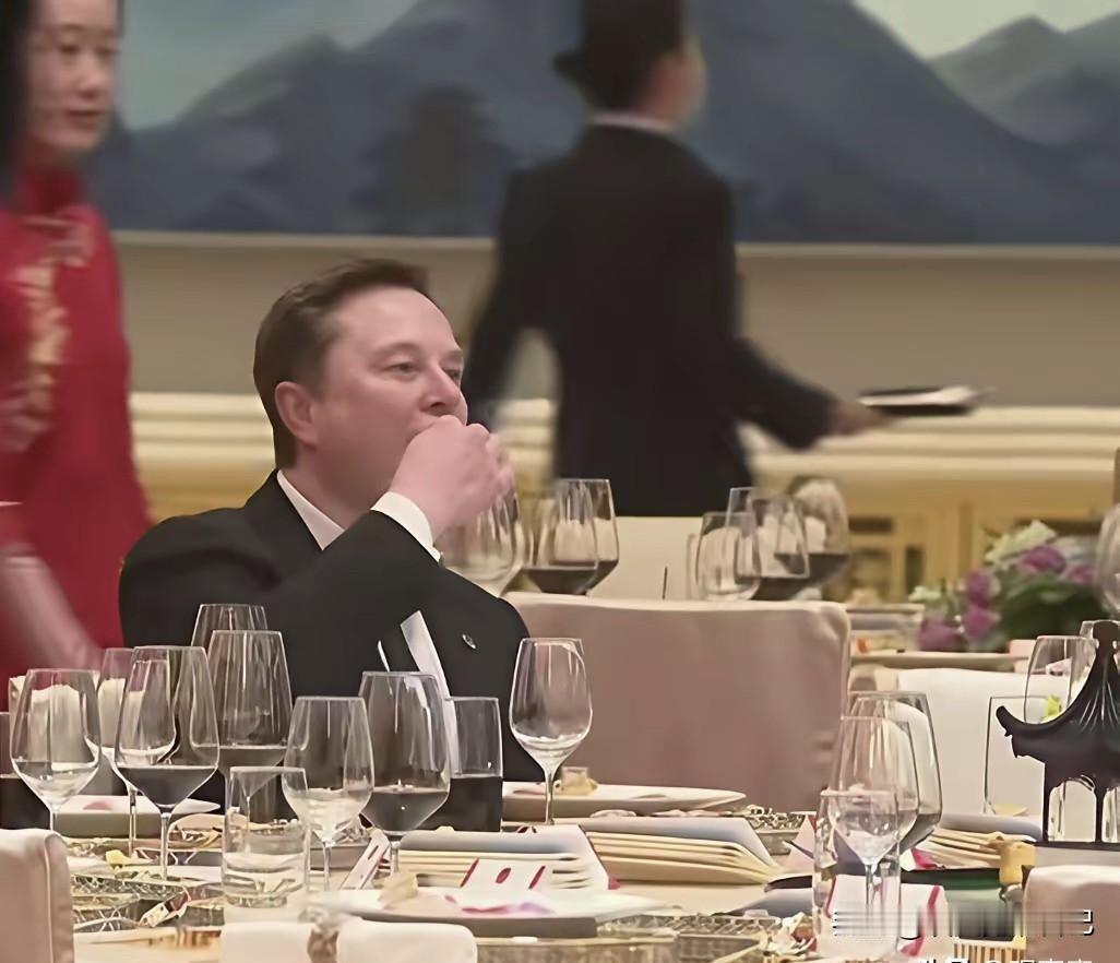 国际精英访华，人情味与老去。最近好多大人物都来了中国，大家关注很多，这些人有