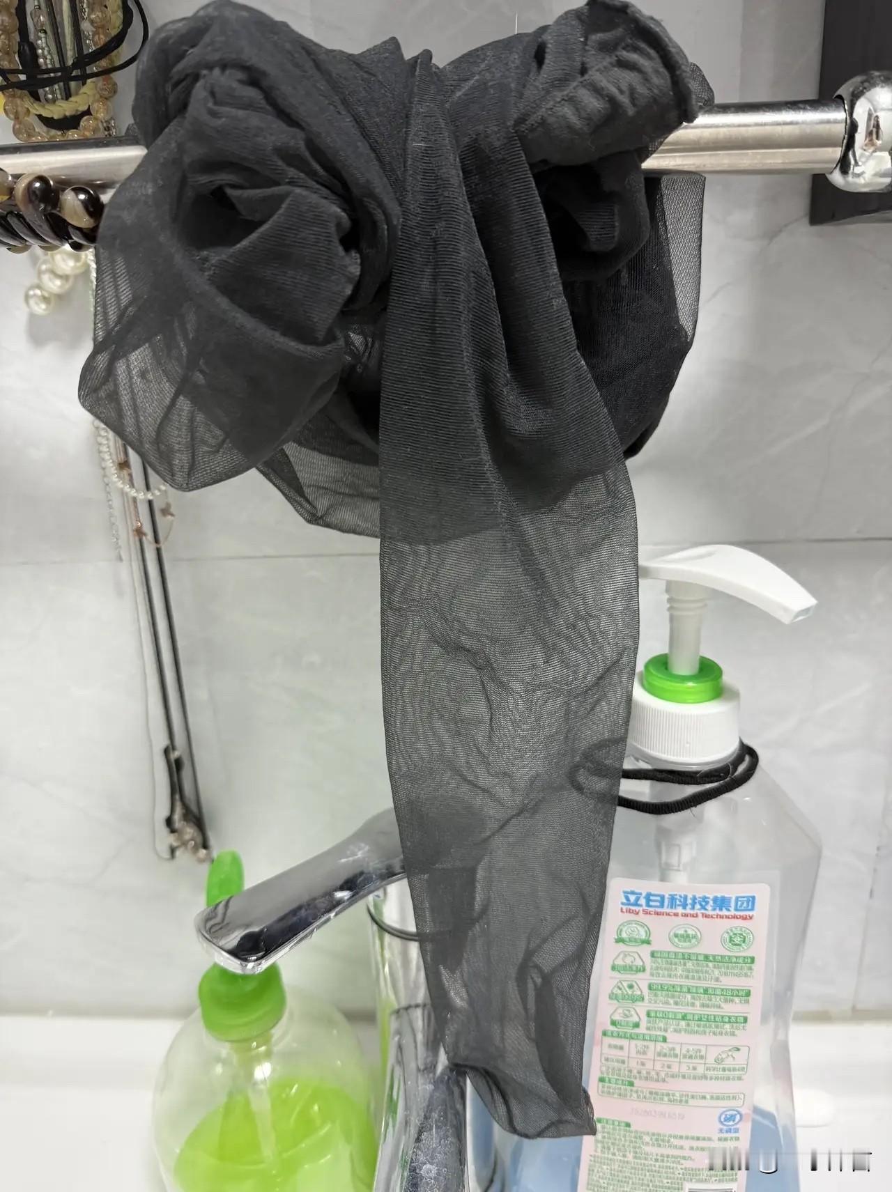 什么颜色的袜子最百搭