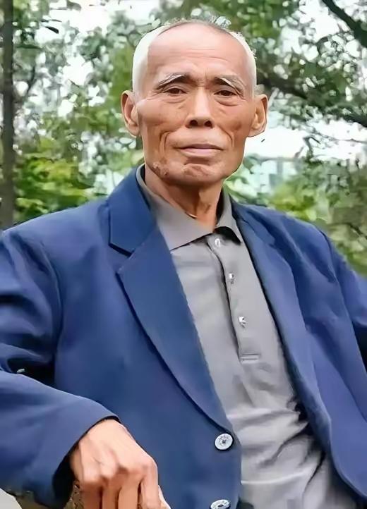 1949年，杀害过小萝卜头的国民党特务杨钦典，偷偷将19名革命志士