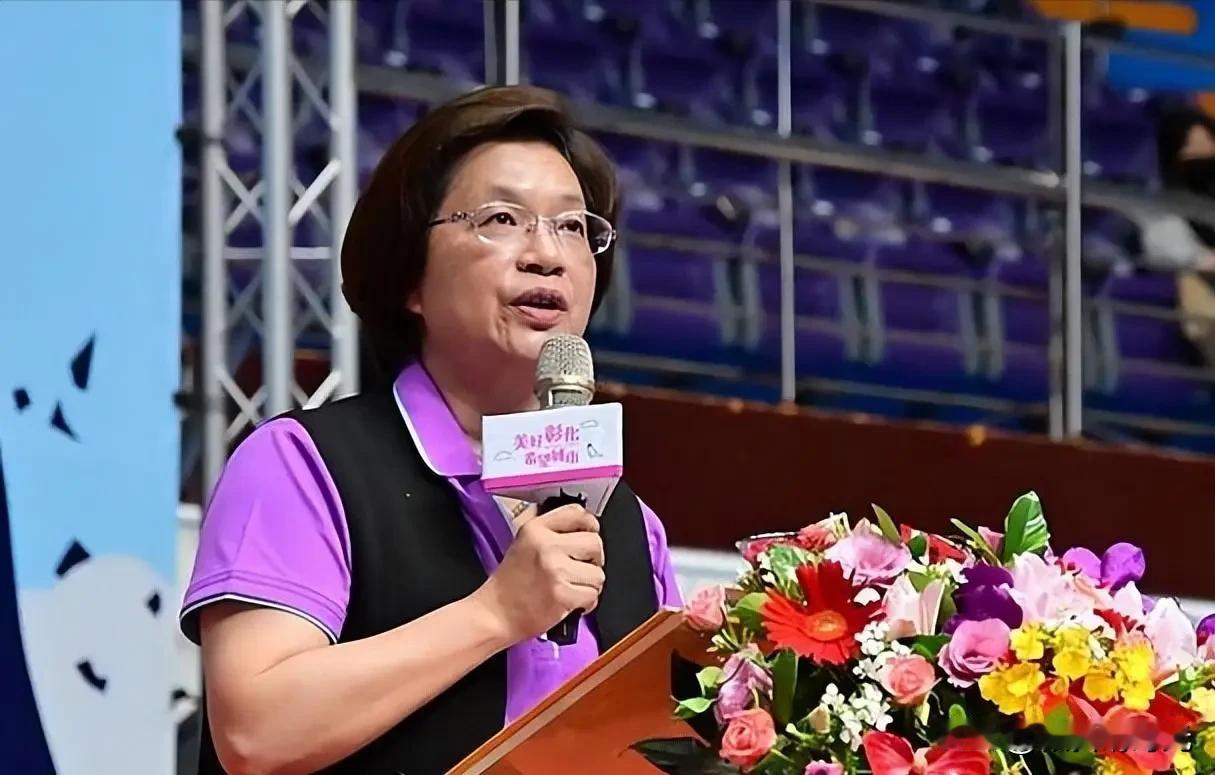 今天，国民党主席郑丽文亲自前往彰化，为国民党籍彰化县长候选人魏平政辅选，国民党主