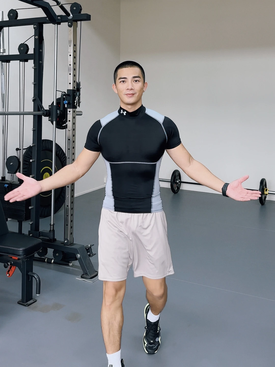 不是没练是没拍，今天拍了也练了…