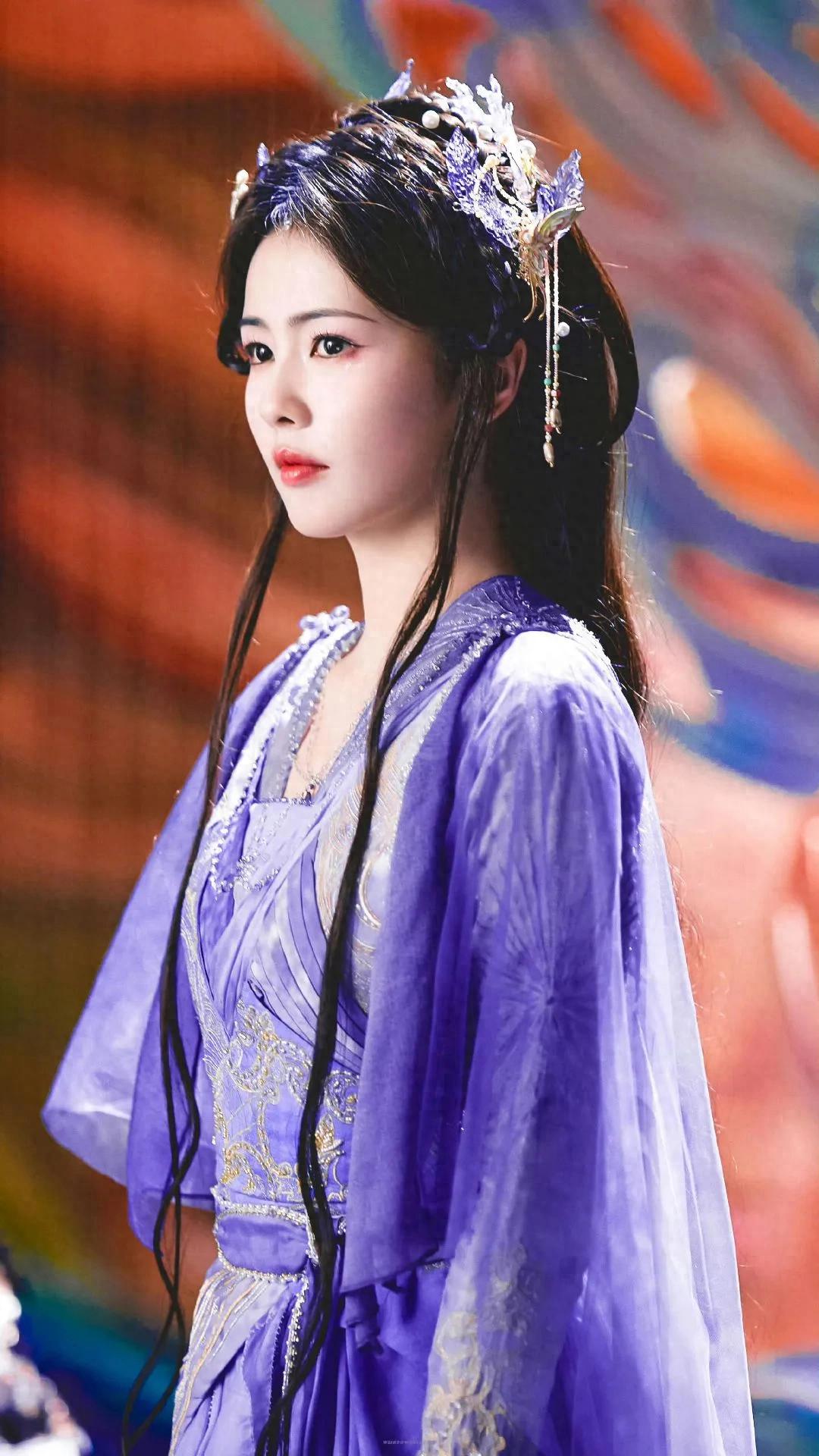白鹿白烁上神造型：女神美翻了！