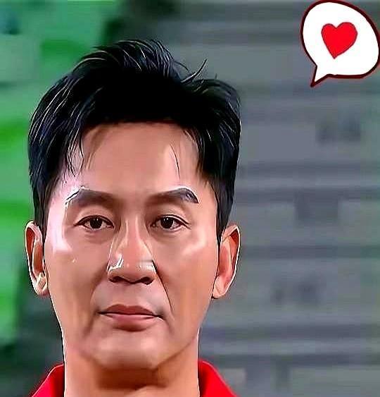 大家还在调侃李晨当年的“心形石头”批发商，人家早就闷声发大财，靠卖面条单店月流水