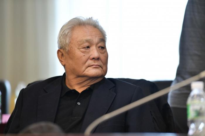 徐根宝生日过后不久后又是他的恩师，中国足坛泰斗，当时世界名帅年维泗生日了！徐根宝