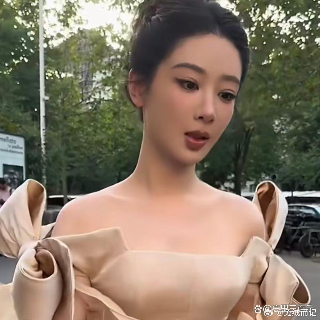 明星无滤镜大变样！杨紫鼻高脸肿，王嘉尔发际线堪忧，朱一龙沧桑