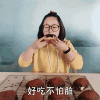 听说有人排7个小时买三里屯网红脏脏包? 这些人在想啥?