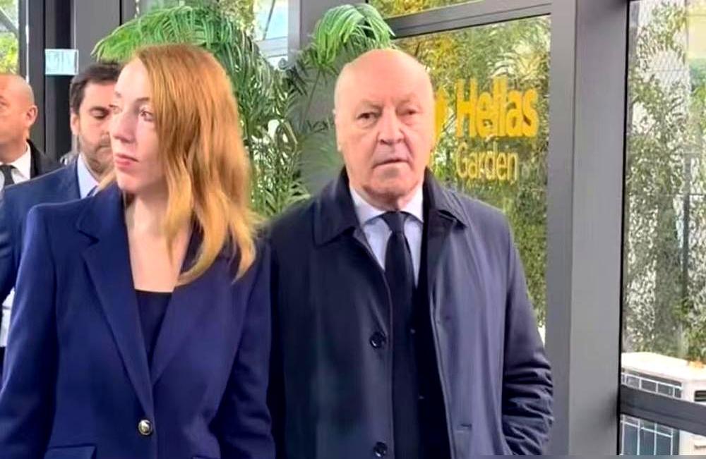 国米为省200万赶走功臣，4年后倒贴钱请不回。你刚帮球队拿下冠军，浑身是伤