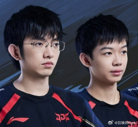 明天的焦点战是BLG对战JDG，这场首发应该是Flandre，他已经随队进行训练