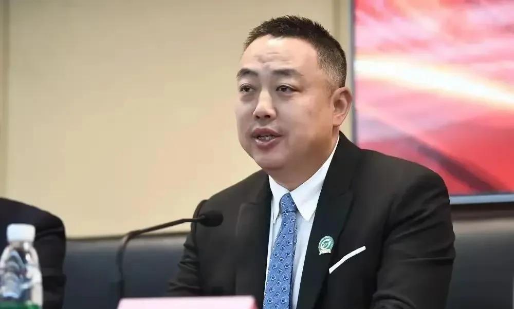 雪藏樊振东苦使王楚钦磨砺林诗栋，战略大师刘国梁的“洛奥诡计”。正