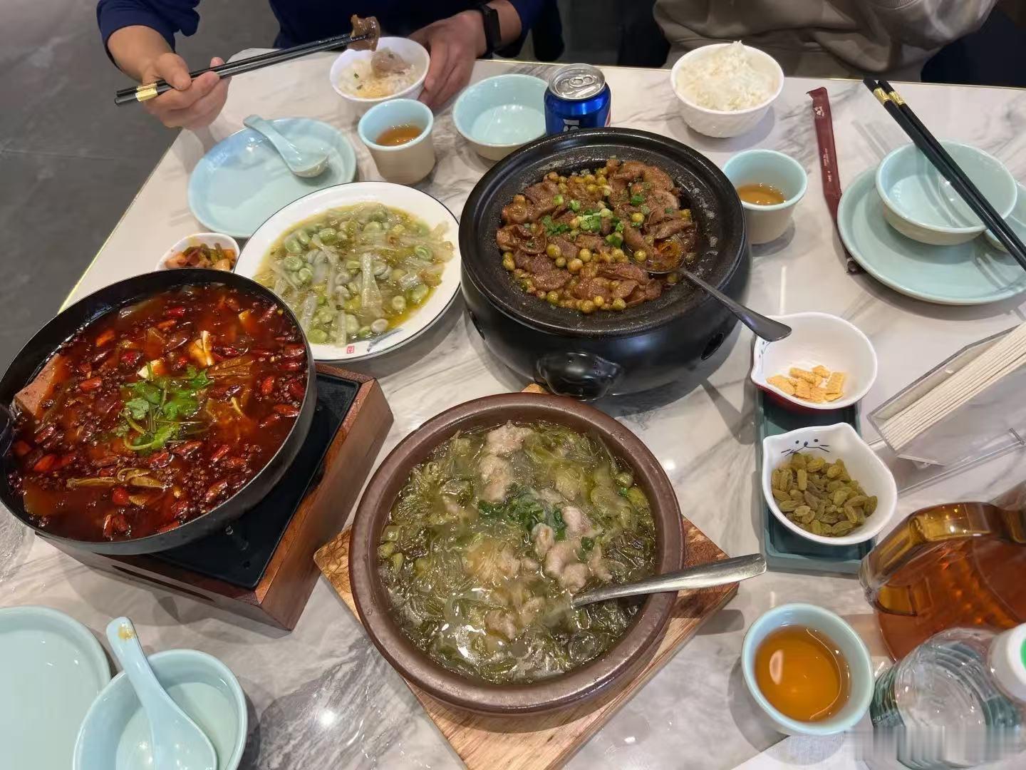四川小县城南充蓬安县南充蓬安，一座依偎在嘉陵江畔的千年古县，司马相如的故里，