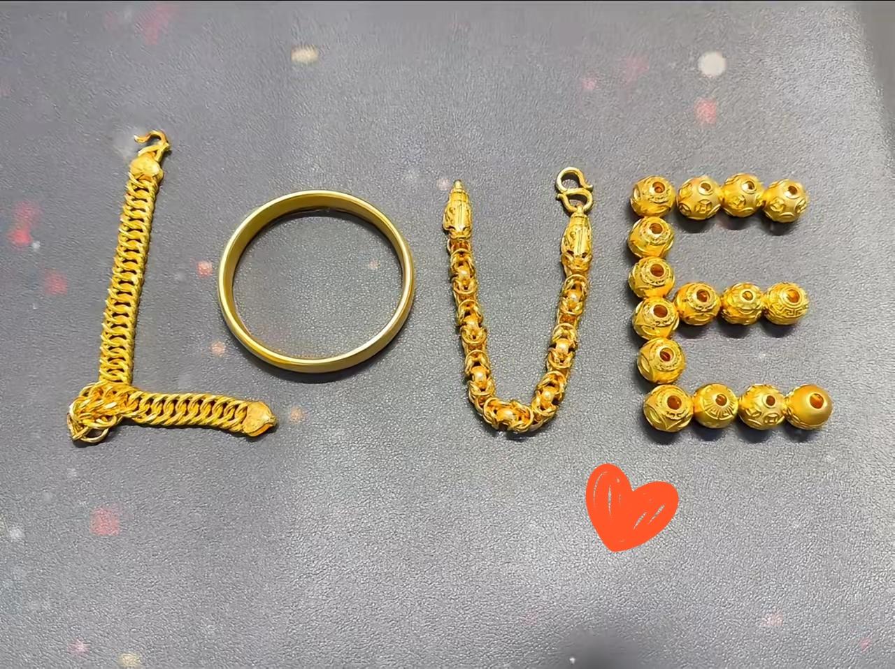 继金价暴跌之后又迎来了大反转！金价又开始上涨了！金价最低点跌到了998，今天