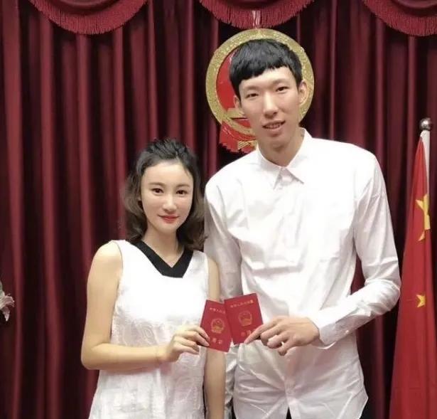 周琦妻子“521”深夜发长文，讲述一份离婚协议的背后故事，解释周琦为什么经常面无