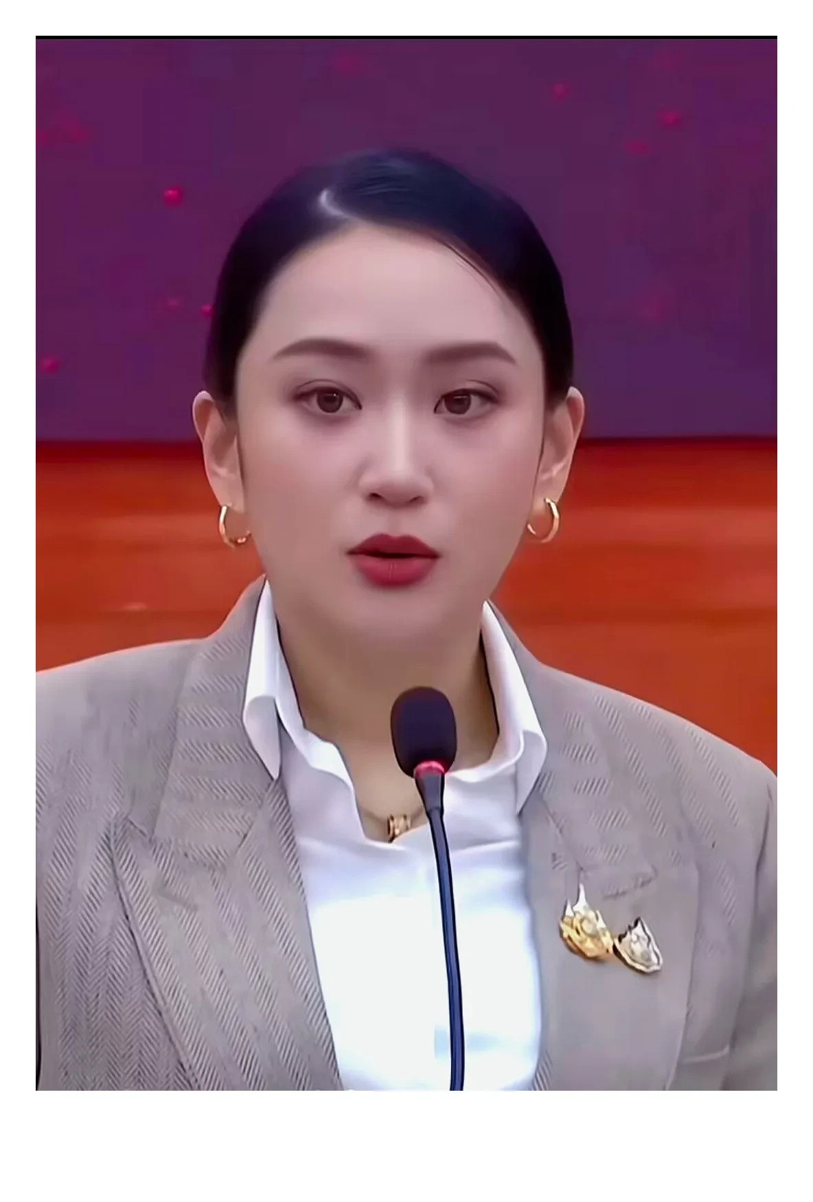 标题：洪森算盘落空：精明反误卿卿性命哇塞！你绝对想不到，