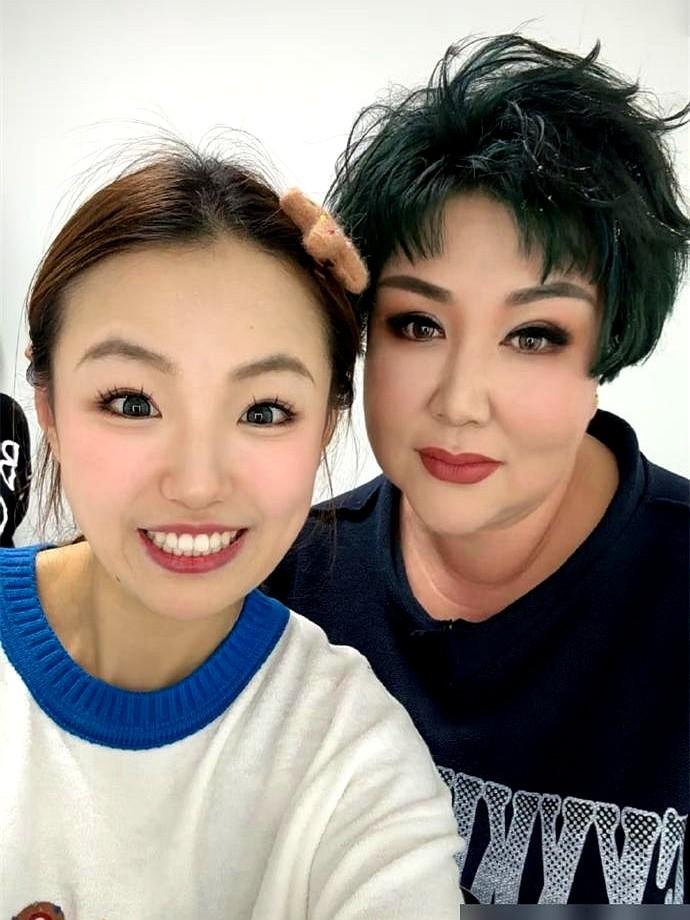 “听不了就出去”，孙九香当年这一嗓子，真不小。那是2019年，他跟秦霄贤搭档