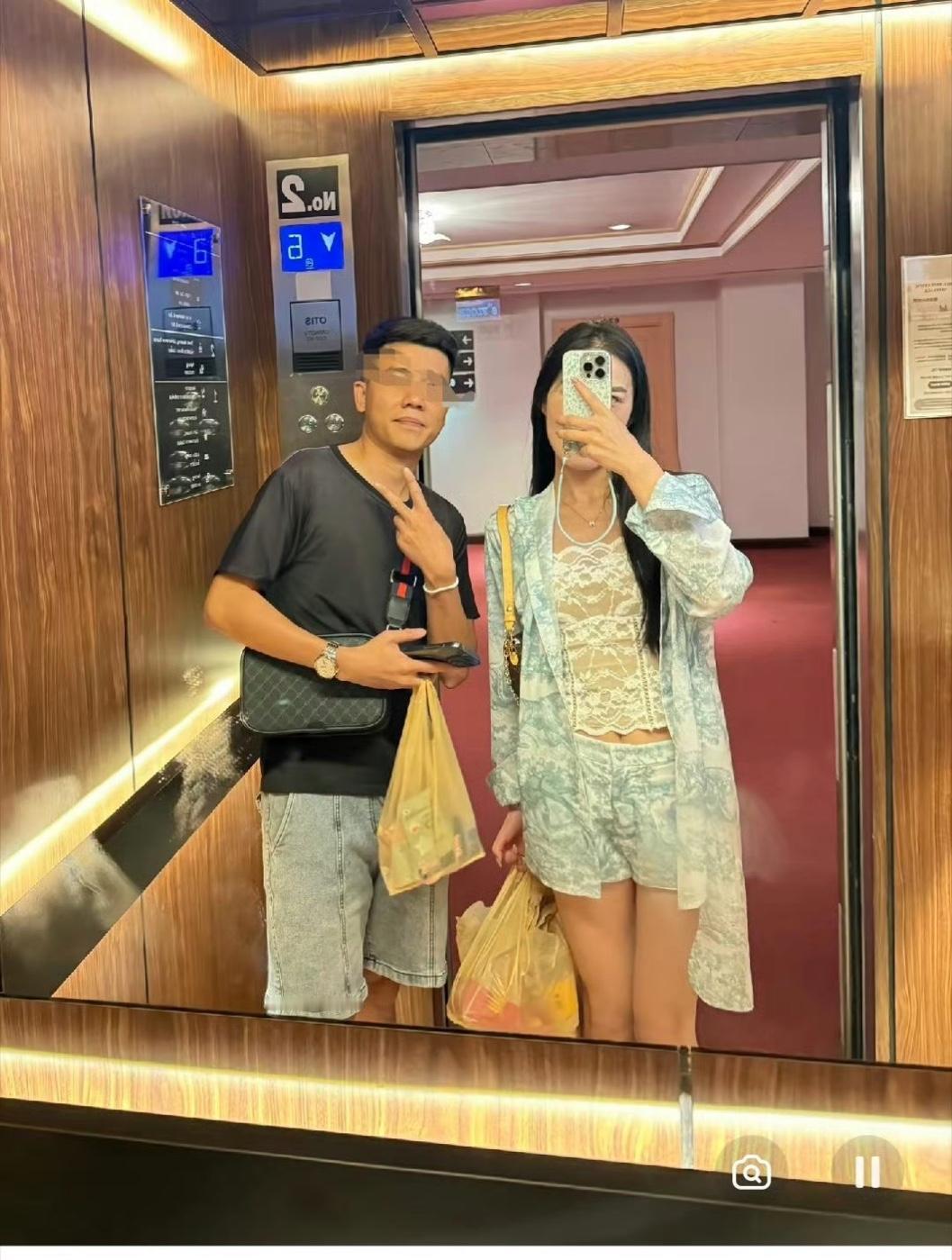 一中国女孩泰国旅游，连续偶遇越南帅哥四次，她认为这是奇妙的缘分。第一次女子，女生