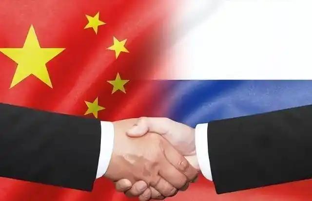 黑龙江上的那事，俄罗斯人的态度最近来了一百八十度大转弯。阿穆尔州州长奥尔洛夫日