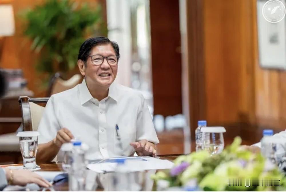 菲律宾总统小马科斯近日确诊患憩室炎（结肠内囊袋炎症）后表示，自己正在康复中。在