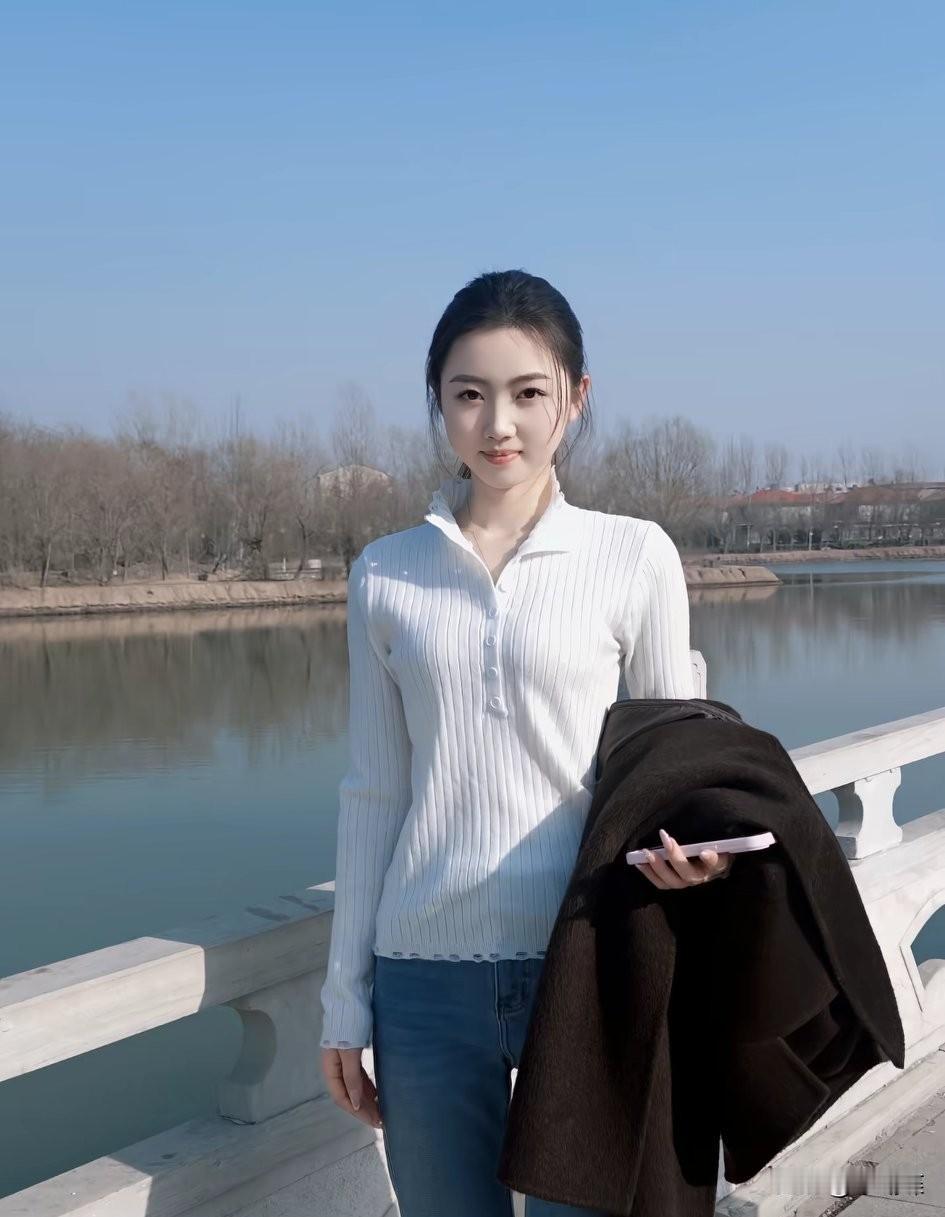 自然的才是最美的，你们认同吗？