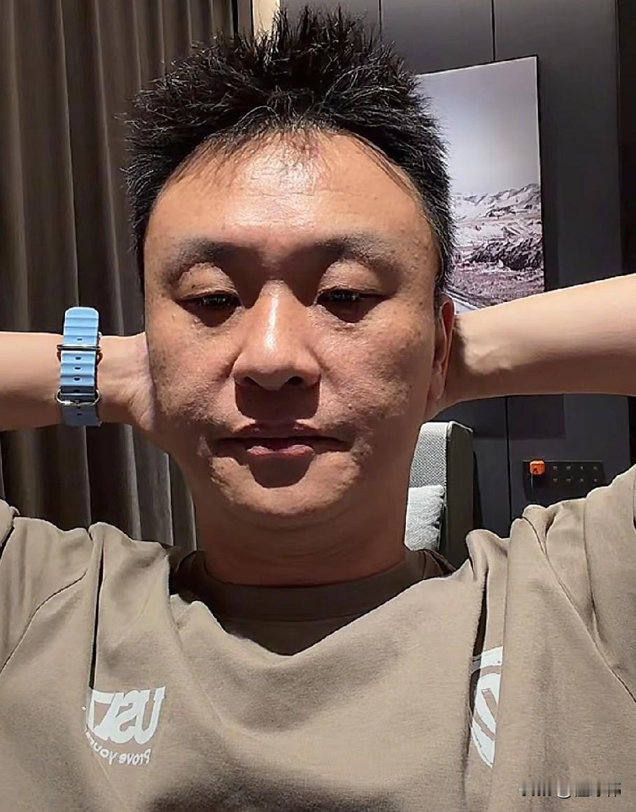 要求高！关辛谈张文逸：“杜锋指导对张文逸要求很高的。”“你上来，如果两到