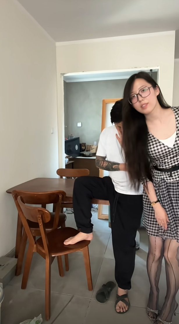 男朋友给我买的新衣服，眼光不错