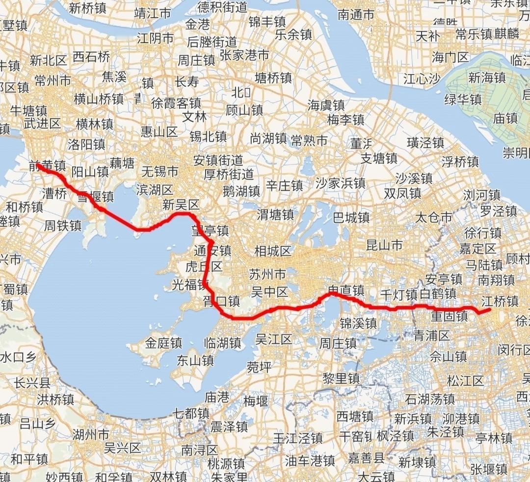 沪常高速，贴着太湖走，沿途风景一定是全国最漂亮的高速之一吧[呲牙笑]