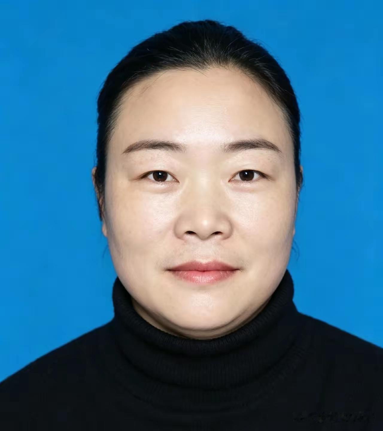 戈光月，女，1987年12月生，湖北省十堰市房县城关镇八里村村民，原籍襄阳保康。