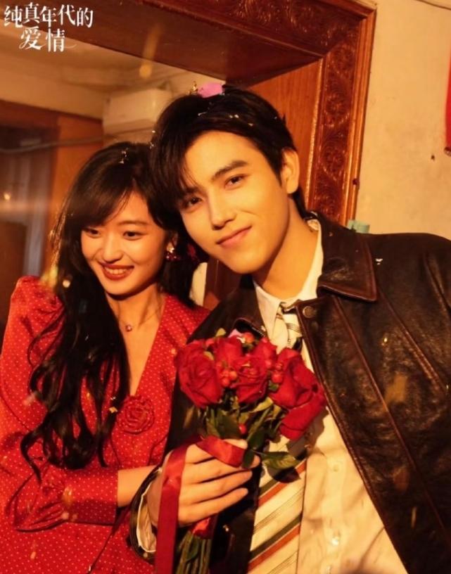 《纯真年代的爱情》因为烂尾登上热搜！内娱已经挺久没用“烂尾”俩字来评价一部剧了