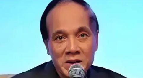 在中日敏感时刻，越南教授丁贤良在一期电视节目上表示：亚洲如果没有中国挡着，亚洲早