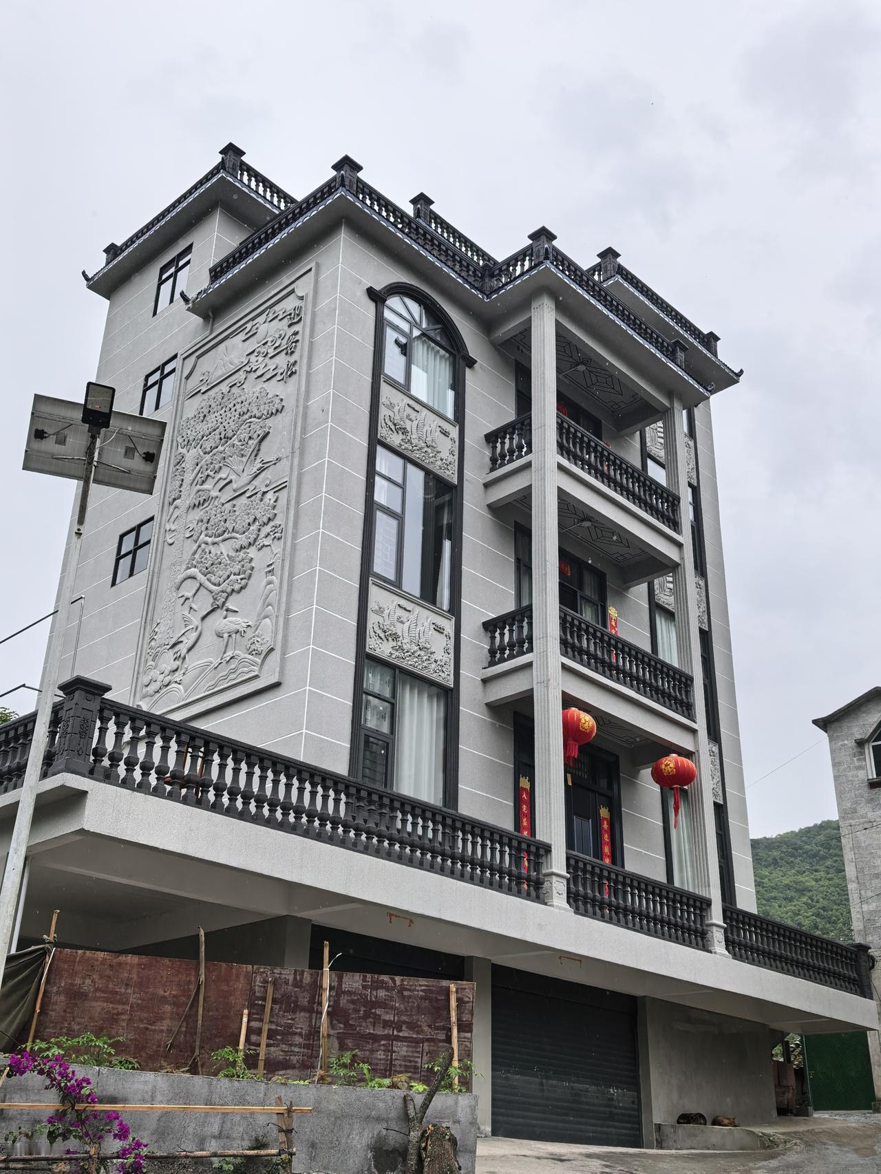 在农村，这套别墅主体+装修不到80个W，你敢相信吗？