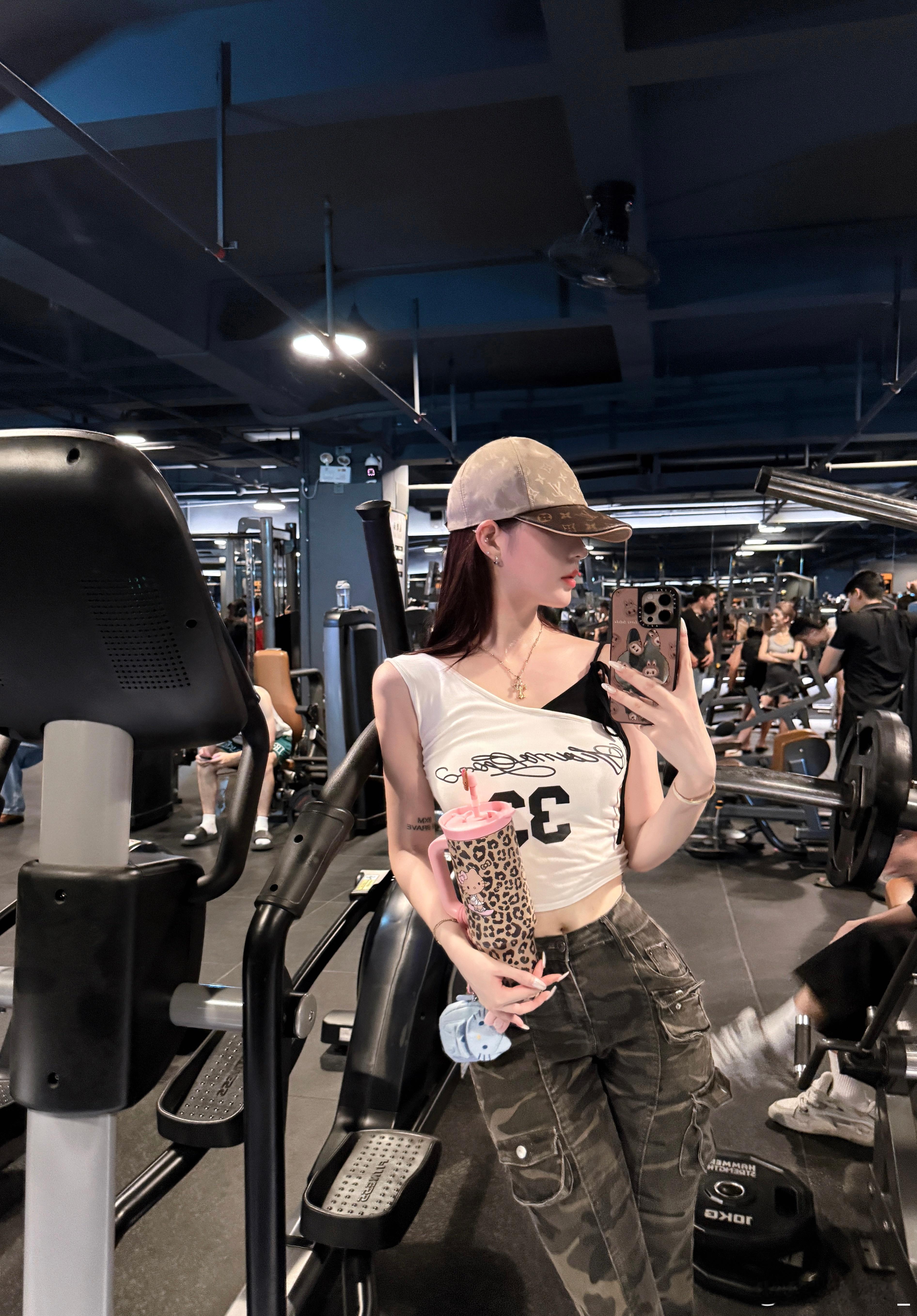 你知道哒什么都打败不了我哒💪🏻健身运动打卡生活手记​​​