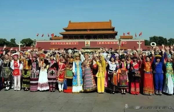 现在中国人最容易被低估的，其实不是科技水平，也不是经济发展，而是老百姓整体的认知