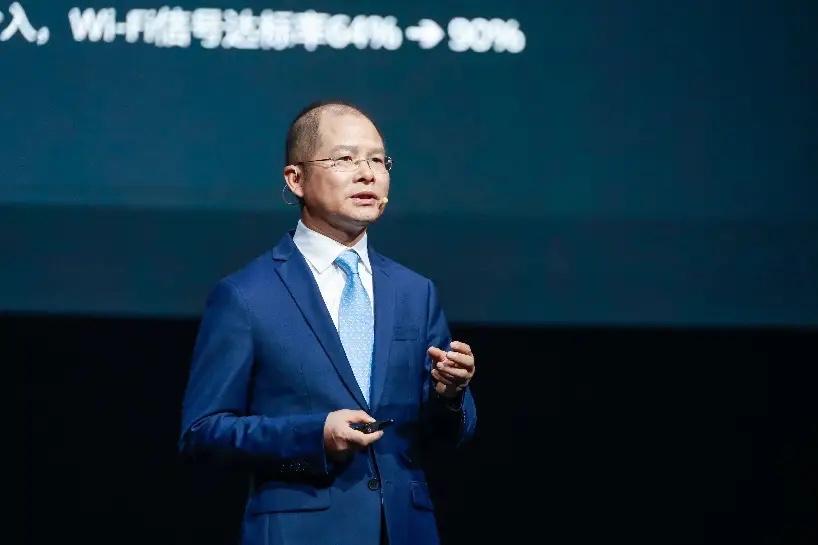 这就是为什么我要支持华为的原因了。根据徐直军的说法：预计2026年第一季度推